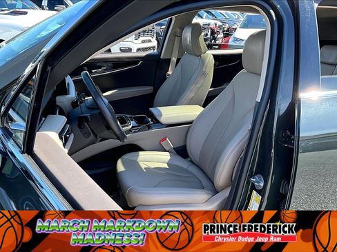 Used 2022 Lincoln Nautilus Reserve w/ Equipment Group 201A image 21