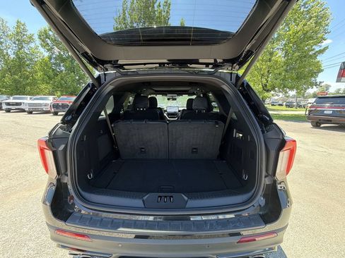 Used 2025 Ford Explorer ST w/ Sun And Sound Package AWD/4WD image 25