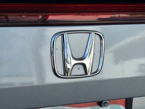 Used 2023 Honda Civic EX-L image 19