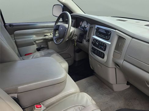 Used 2005 Dodge Ram 1500 Truck SLT AWD/4WD image 9
