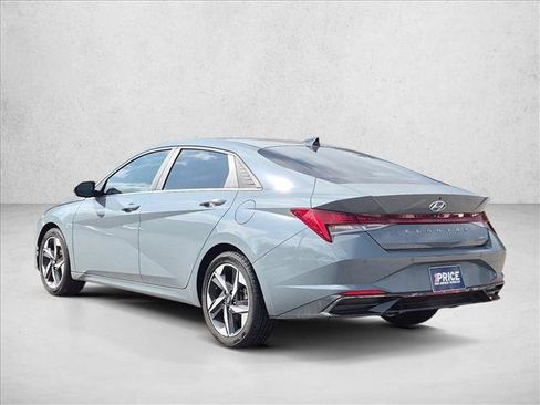 Used 2023 Hyundai Elantra Limited w/ Cargo Package FWD image 7