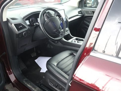 Used 2024 Ford Edge SEL AWD/4WD image 12