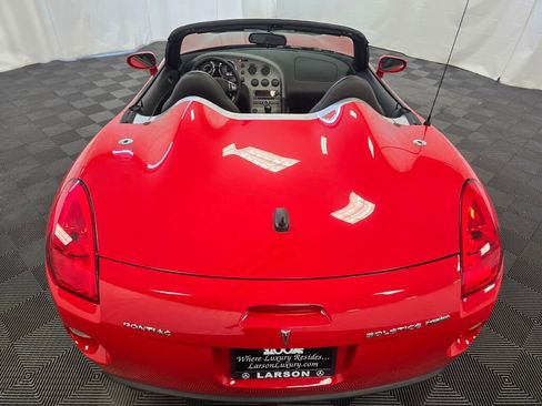 Used 2009 Pontiac Solstice GXP w/ Club Sport Package image 12