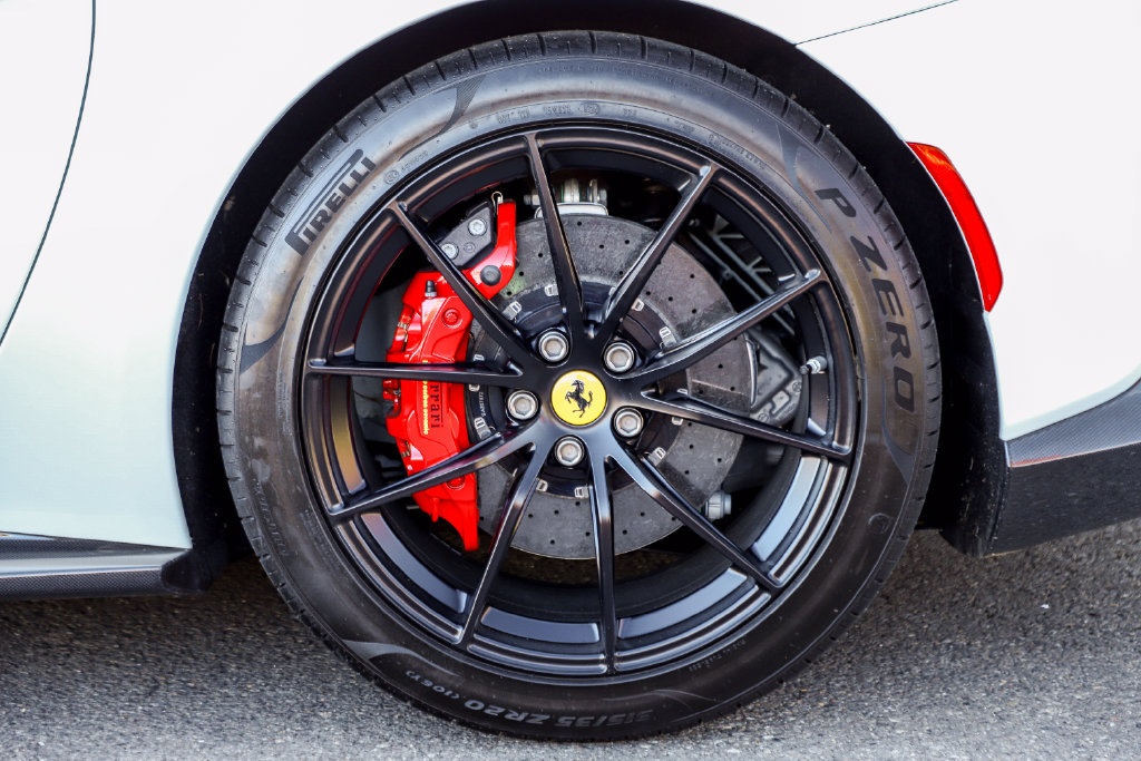 Certified 2018 Ferrari 812 Superfast RWD image 52