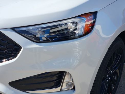 Used 2022 Ford Edge ST-Line image 8