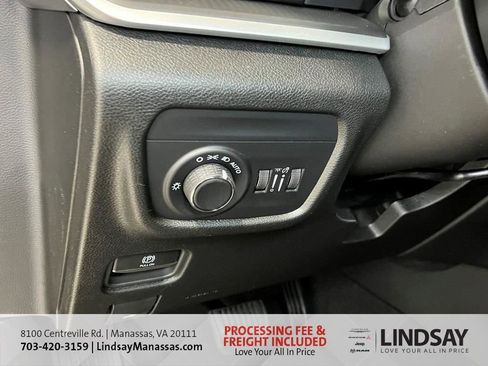 New 2025 Jeep Grand Cherokee Altitude AWD/4WD image 31