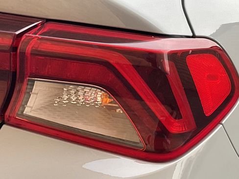 Used 2022 Kia K5 GT-Line w/ GT-Line Awd Premium Package image 10