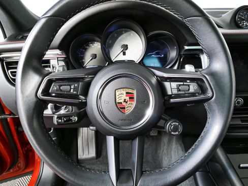 Certified 2024 Porsche Macan S AWD/4WD image 10