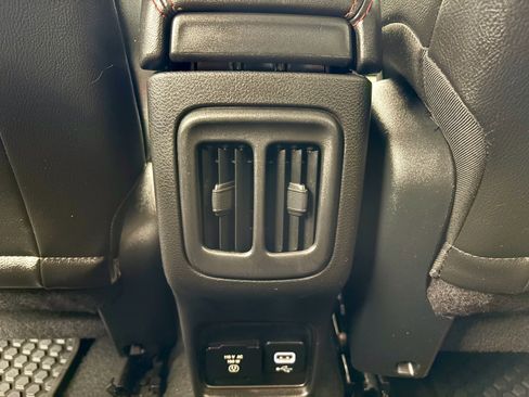 Used 2020 Jeep Compass Trailhawk image 22