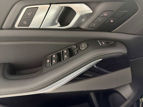 New 2026 BMW X5 xDrive40i image 13
