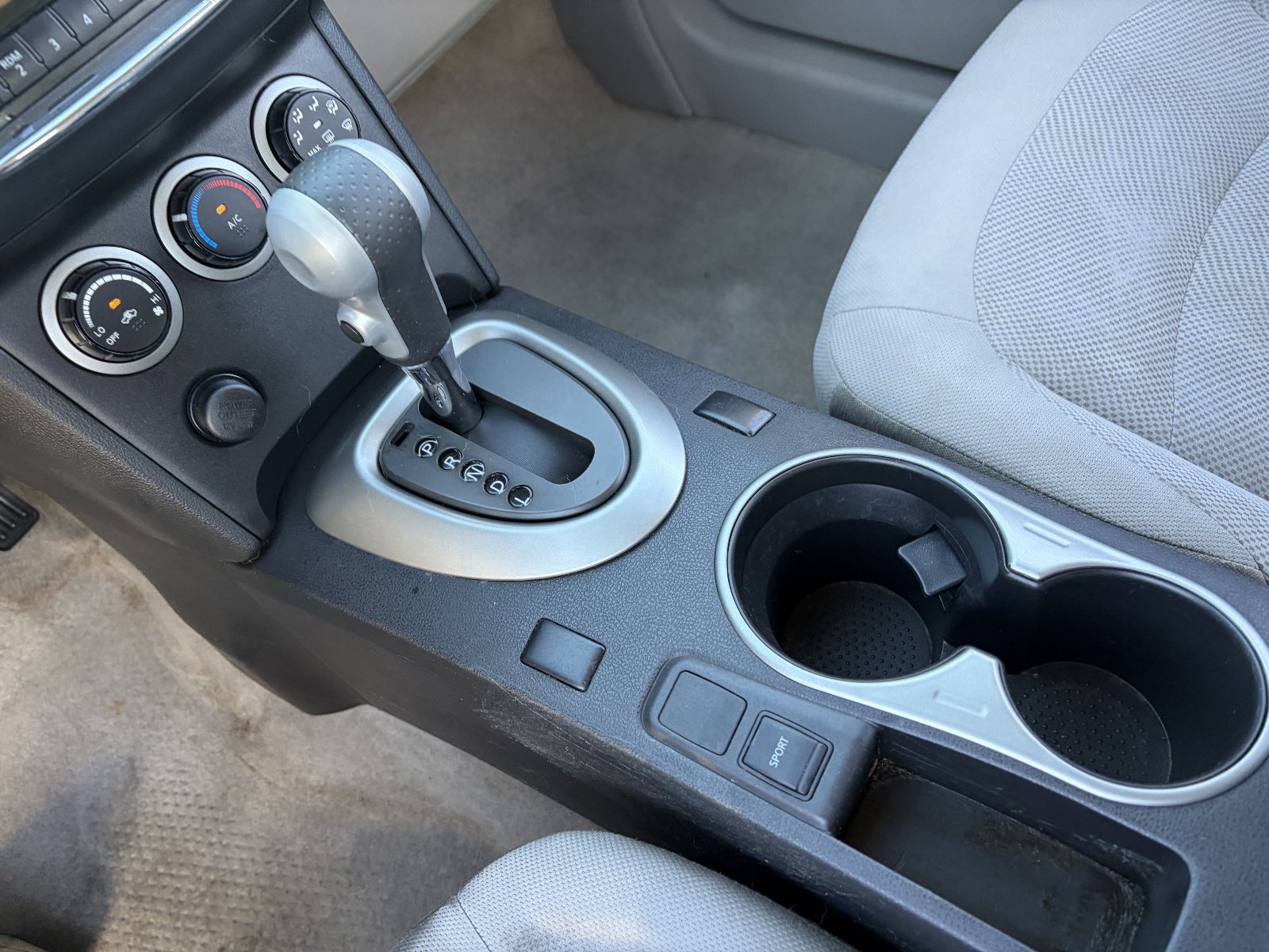 Used 2015 Nissan Rogue S w/ Convenience Package FWD image 27