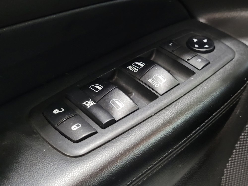 Used 2018 Jeep Grand Cherokee Limited AWD/4WD image 27
