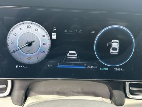 Used 2024 Hyundai Elantra SEL w/ Convenience Package image 7