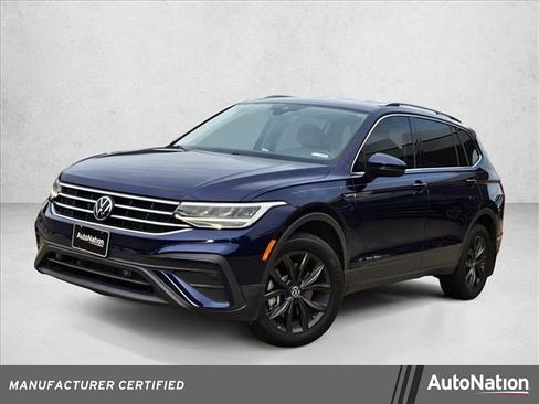Used 2024 Volkswagen Tiguan SE FWD image 1