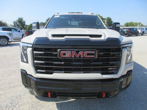 New 2026 GMC Sierra 2500 AT4X AWD/4WD image 11