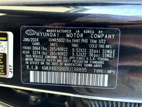 Certified 2024 Genesis GV80 2.5T w/ Prestige Package AWD/4WD image 25