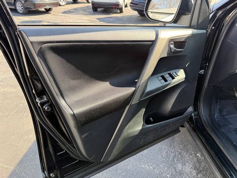 Used 2015 Toyota RAV4 XLE AWD/4WD image 56