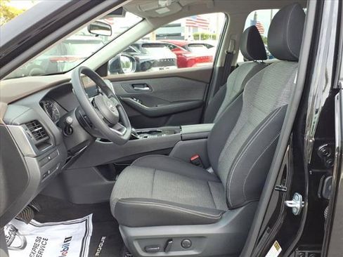 Certified 2023 Nissan Rogue SV image 15