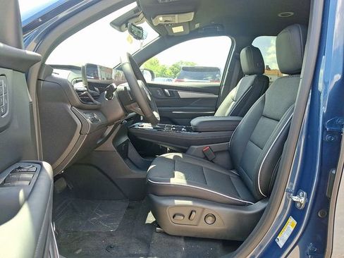 New 2026 Buick Enclave Preferred w/ Power Package image 7