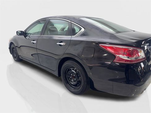 Used 2013 Nissan Altima 2.5 S image 14
