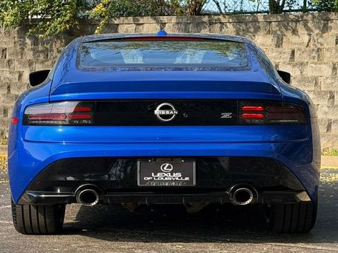 Used 2025 Nissan Z Performance w/ Floor Mat Package RWD image 6