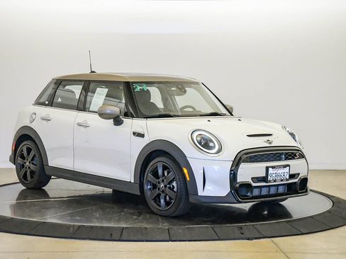 Certified 2024 MINI Cooper S FWD image 5