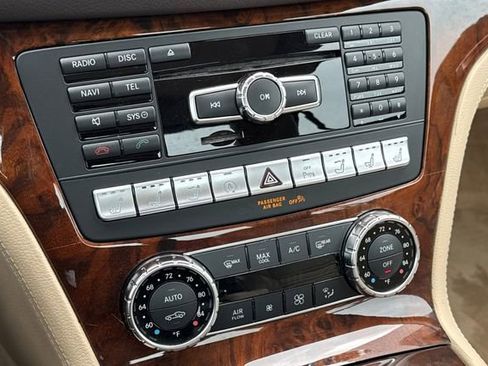 Used 2015 Mercedes-Benz SL 63 AMG image 30