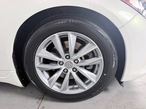 Used 2014 INFINITI Q50 Premium w/ Navigation Package RWD image 4