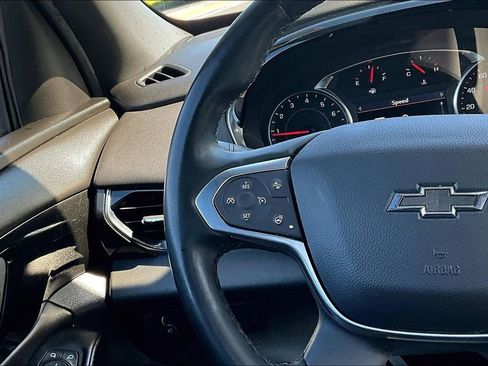 Used 2023 Chevrolet Traverse RS AWD/4WD image 11