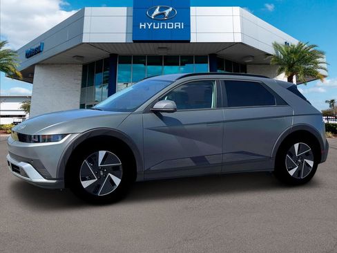 New 2026 Hyundai Ioniq 5 SEL image 2