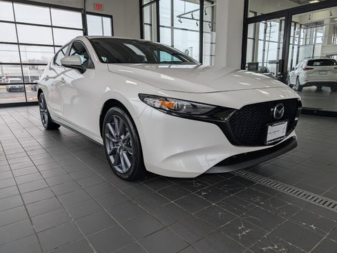 Certified 2025 MAZDA MAZDA3 s image 1