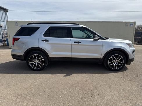 Used 2019 Ford Explorer Sport w/ Equipment Group 401A image 4