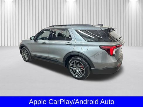 Used 2026 Ford Explorer ST-Line w/ ST-Line Street Pack AWD/4WD image 9