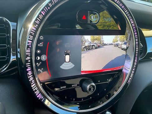 Used 2024 MINI Cooper SE image 22