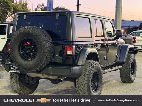 Used 2024 Jeep Wrangler Unlimited Sport AWD/4WD image 5
