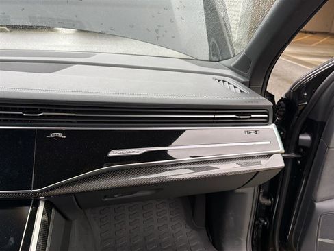 Used 2023 Audi SQ7 Premium Plus w/ Executive Package image 11