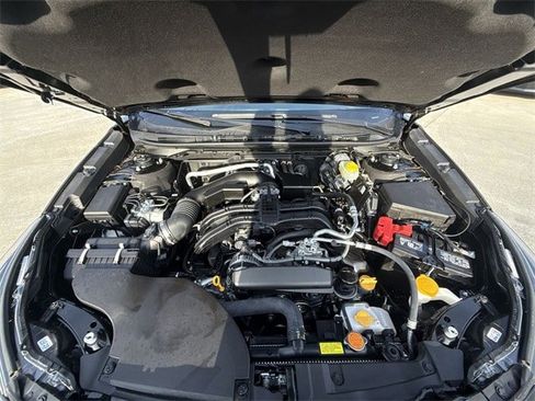 Certified 2025 Subaru Outback Limited image 26