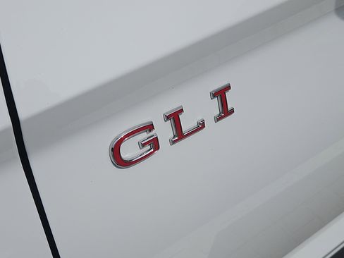 Certified 2025 Volkswagen Jetta GLI Autobahn FWD image 6