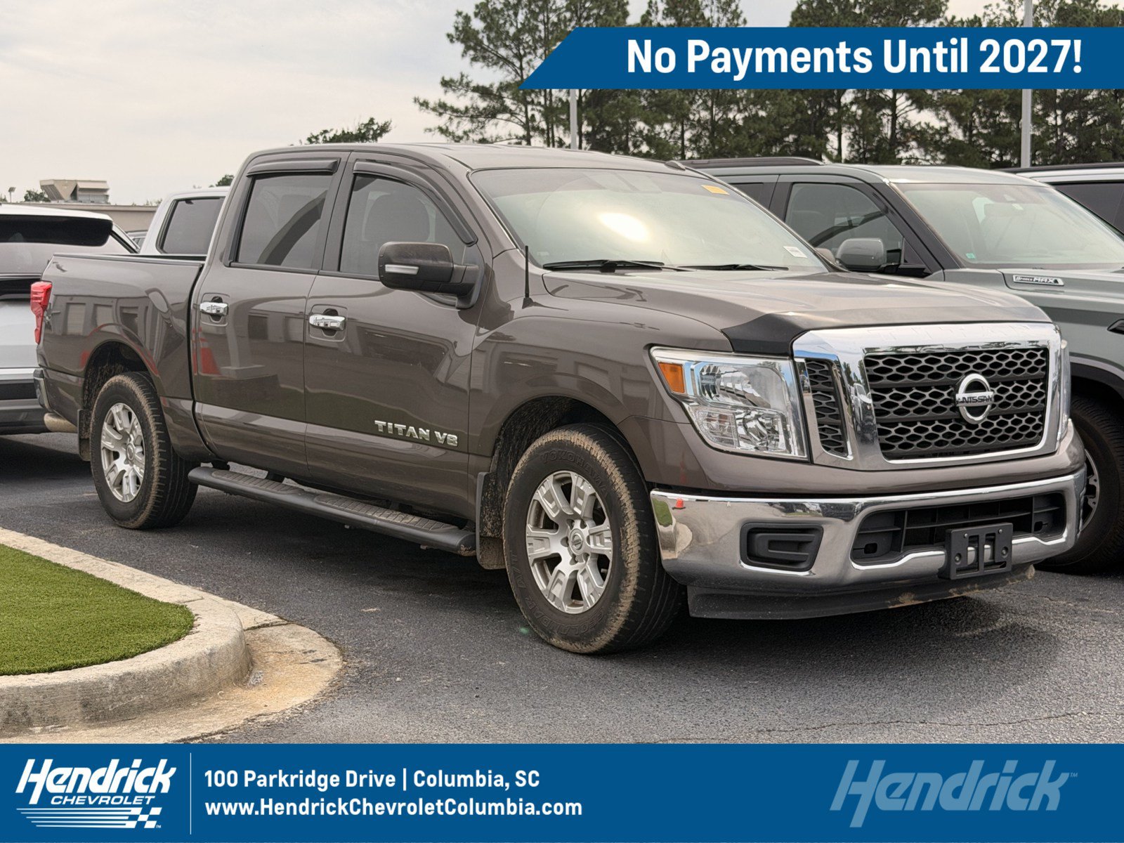 Used 2018 Nissan Titan SV RWD image 1