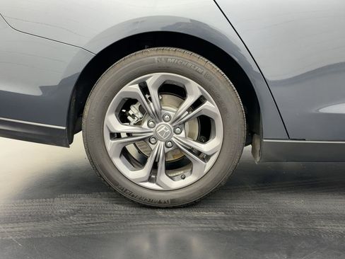 Used 2023 Honda Accord EX image 30