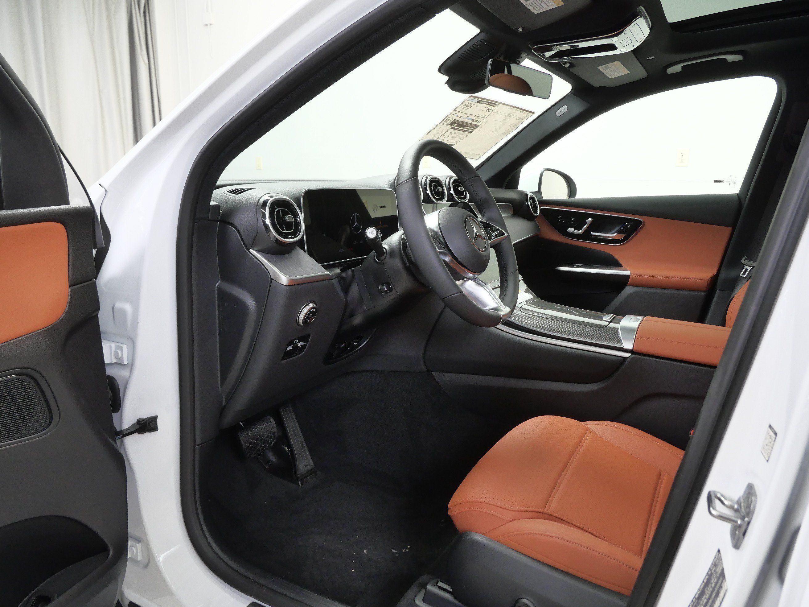 New 2026 Mercedes-Benz GLC 300 4MATIC image 7