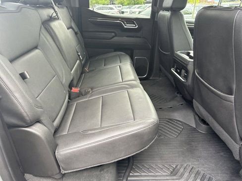 Used 2024 Chevrolet Silverado 1500 LT Trail Boss w/ LT Trail Boss Premium Package image 17