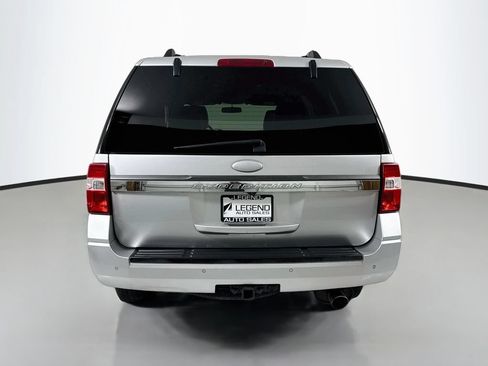 Used 2016 Ford Expedition XLT w/ Equipment Group 202A AWD/4WD image 6
