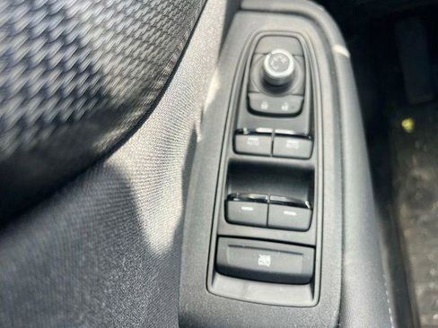 Used 2025 Subaru Outback Premium AWD/4WD image 30