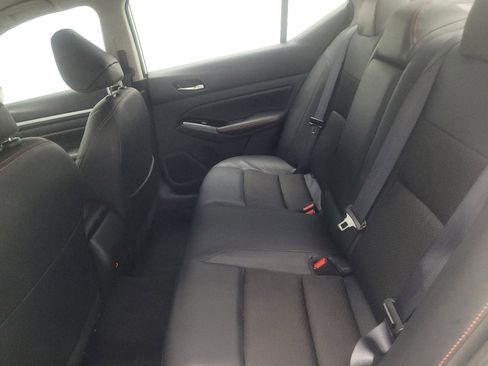 Used 2025 Nissan Altima 2.5 SR FWD image 18