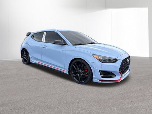 Used 2020 Hyundai Veloster N w/ Performance Package FWD image 2