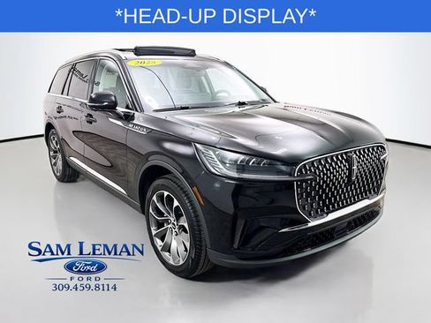 Used 2025 Lincoln Aviator Reserve AWD/4WD image 1
