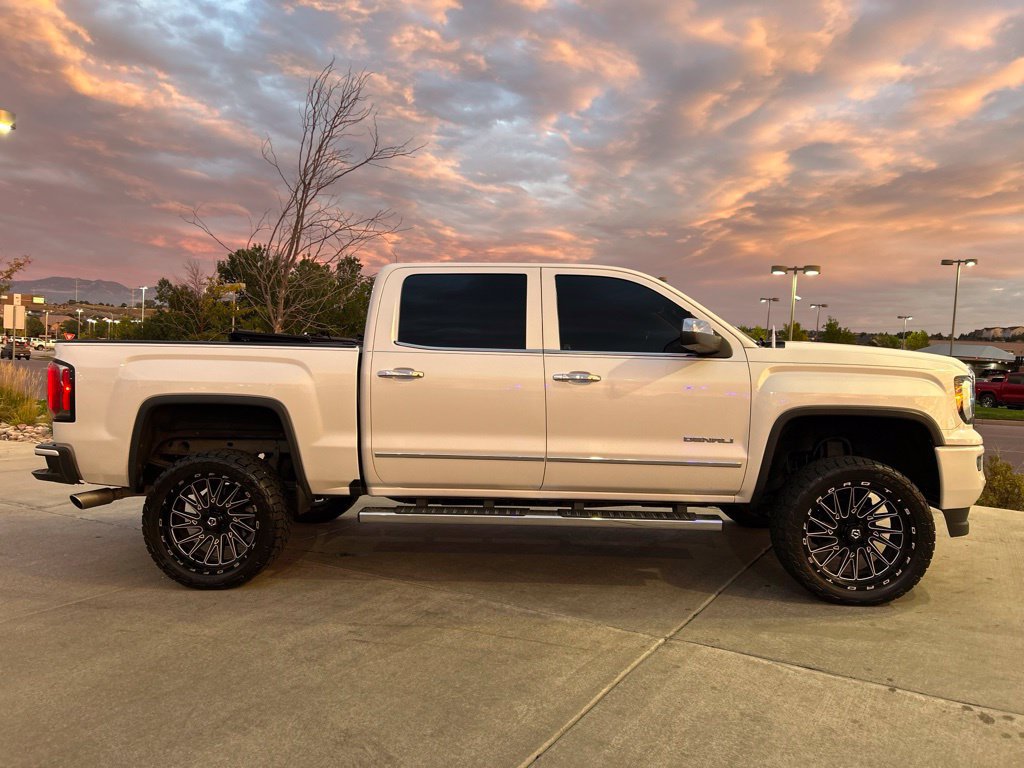 Used 2018 GMC Sierra 1500 Denali AWD/4WD image 9