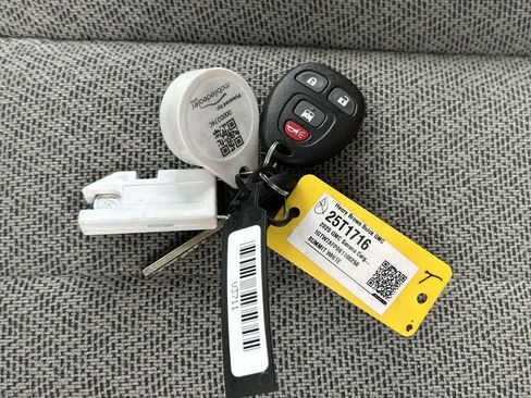 New 2025 GMC Savana 2500 w/ Driver Convenience Package image 33