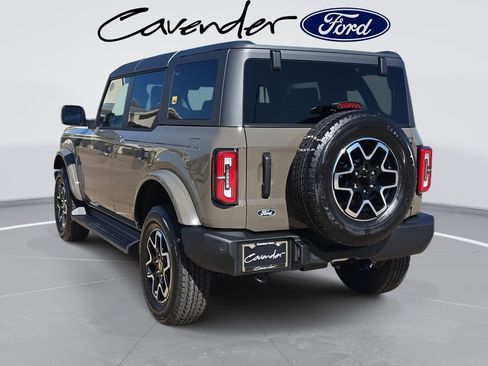 New 2026 Ford Bronco Outer Banks AWD/4WD image 14